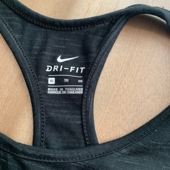 Women’s Nike Dry-Fit tank top (slim fit) NWT - Picture 3 of 4